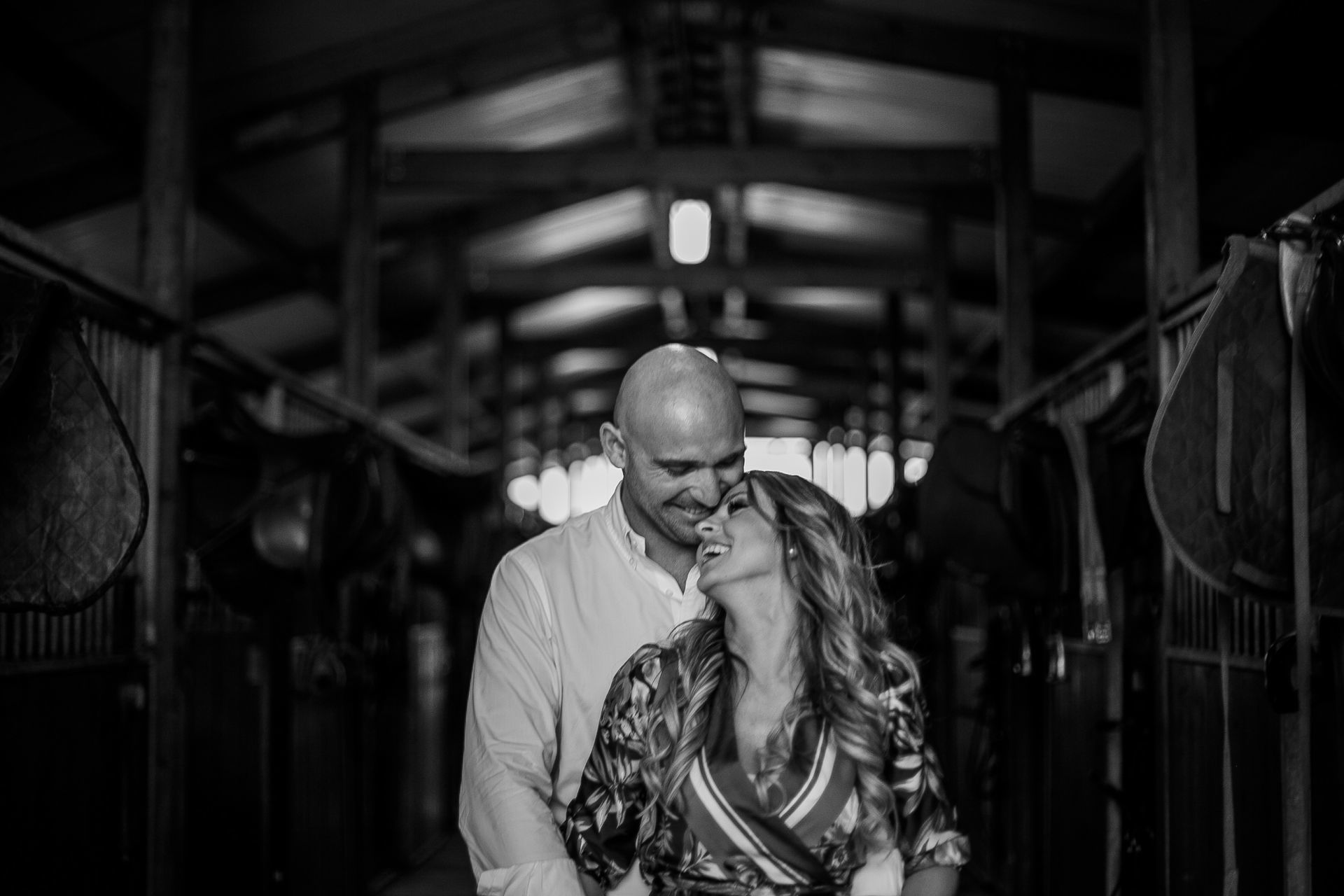 Foto O AMOR MAIS LINDO QUE JÁ SENTI NA VIDA / MINI WEDDING Foto O AMOR MAIS LINDO QUE JÁ SENTI NA VIDA / MINI WEDDING - Imagem 56