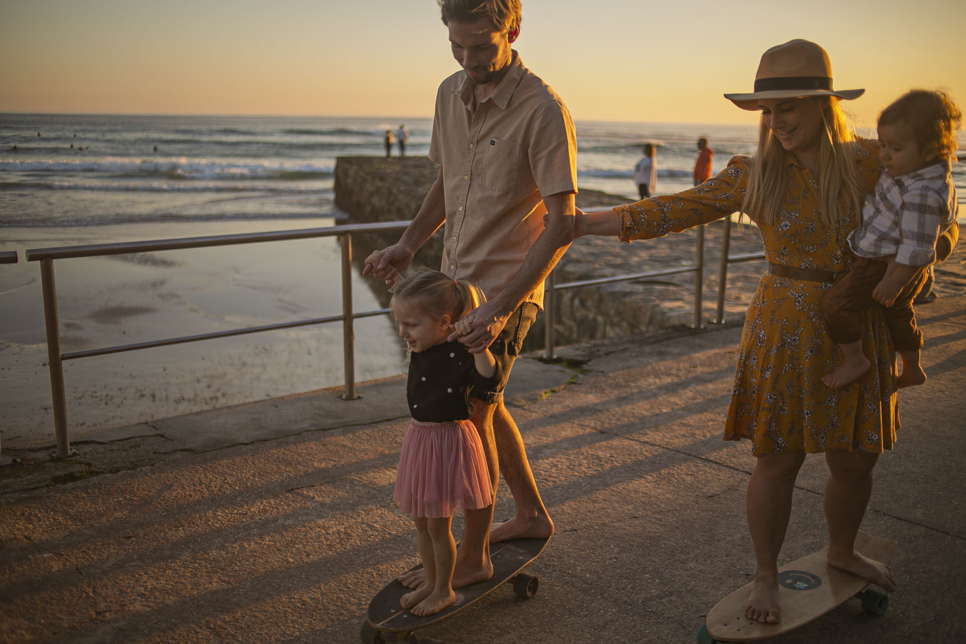 Foto SESSÃO FAMÍLIA - PÔR DO SOL EM CARCAVELOS Foto SESSÃO FAMÍLIA - PÔR DO SOL EM CARCAVELOS - Imagem 30